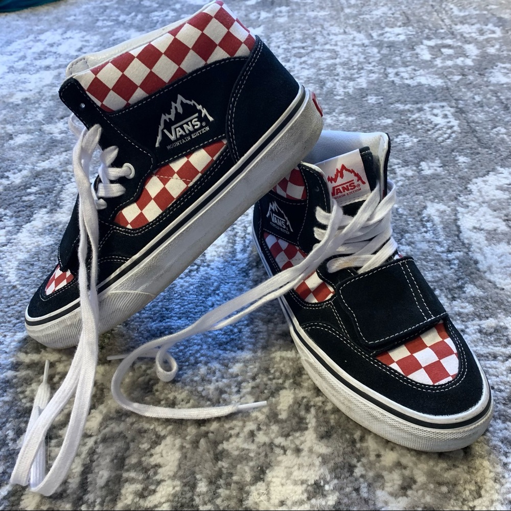 Vans Mountain Edition Skate Shoes EUC